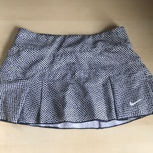 NIKE Tennis/Athletic Skirt